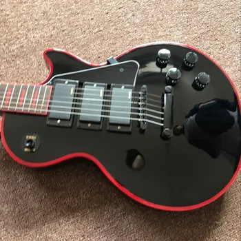 črne barve standardni po meri električna kitara,črna pickguard,3 pickups gitaar,1 kos vratu telo.glasbila guitarra.