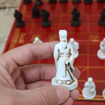 Visoko-kakovostni razred Starinsko Leseno Kitajski Šah Igra, ki Zložljivi Šahovnici Kitajski Tradiciji Smolo Šahovske Figure Igre Yernea