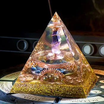 AURA REIKI Orgonite Vedeževanje Piramida Naravne Crystal Magnetno Polje Pretvornik Exorcise Zlih Duhov Piramida Smolo Obrti C0054