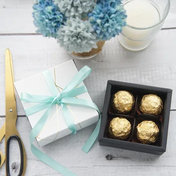 8.9*8.9*3.5 CM zlata linija preproste zasnove 10 nastavite Čokolada Papir Polje valentinovo Bonbone, Škatle za Shranjevanje DIY ročno multi-uporabo