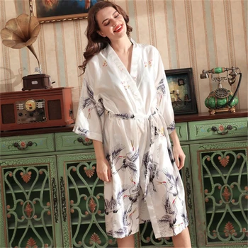 Japonski Slog Dolgo Ohlapno Saten Pav Ženska Yukata Obleko Pižamo Orientalski Žerjav Kimono Haori Kitajski Qipao Nightgown Robe