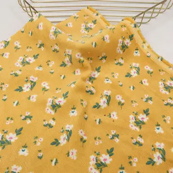 Pol metra sveže rumene malo cvet tiskanja bombaž velvet tkanine za obleko srajco otrok oblačilo T706